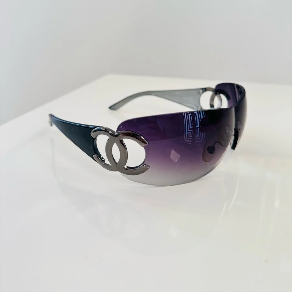 Rare 🖤 Vintage Chanel CC rimless sunglasses. - Picture 5 of 9